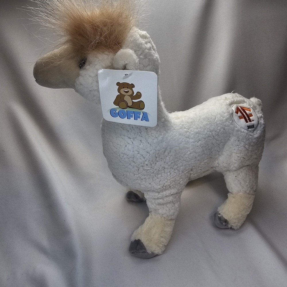 Fleet Farm 2019 Plush Toy Llama Only 500 Handed Out